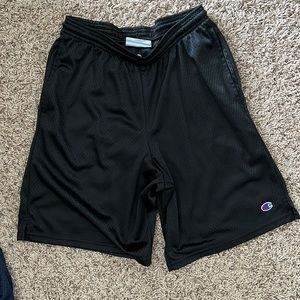 Men’s Champion black small athletic shorts with pockets